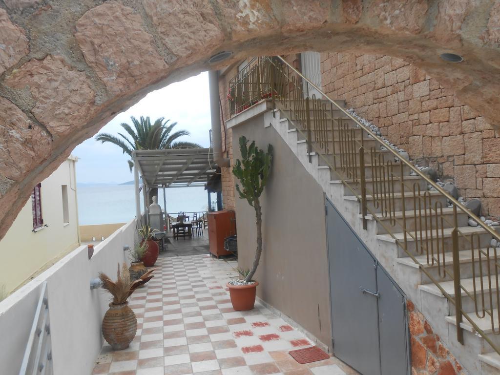 Hotel Assini Beach