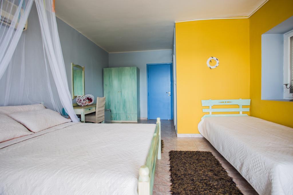 Assini Beach Hotel