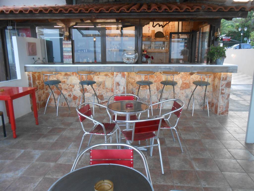 Assini Beach 2*
